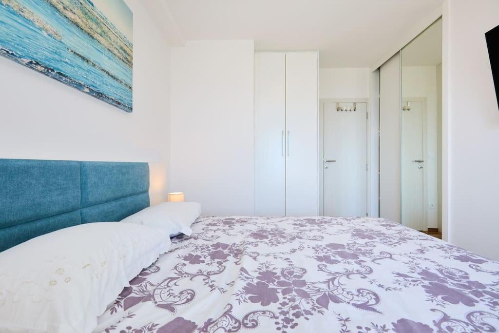 Stiga 4 - New 2 Bedroom Apartment Babino Polje Dış mekan fotoğraf